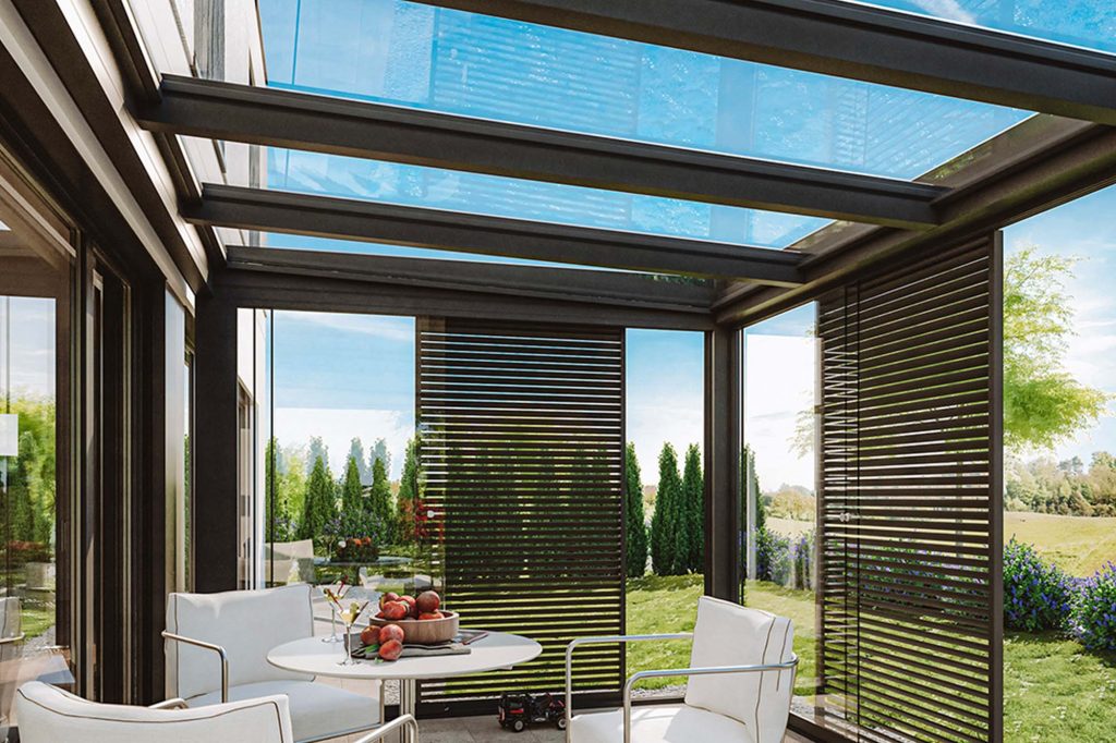 Wintergarten mit Schiebeelementen